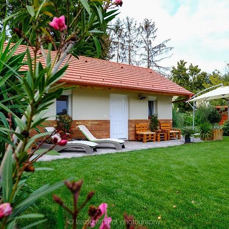 Ciprus Porta Apartmanok Balatonkenese Extérieur photo