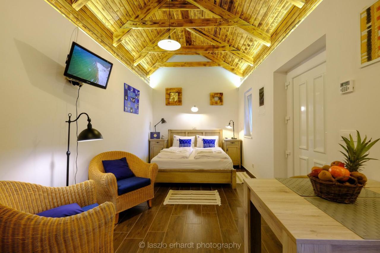 Ciprus Porta Apartmanok Balatonkenese Extérieur photo