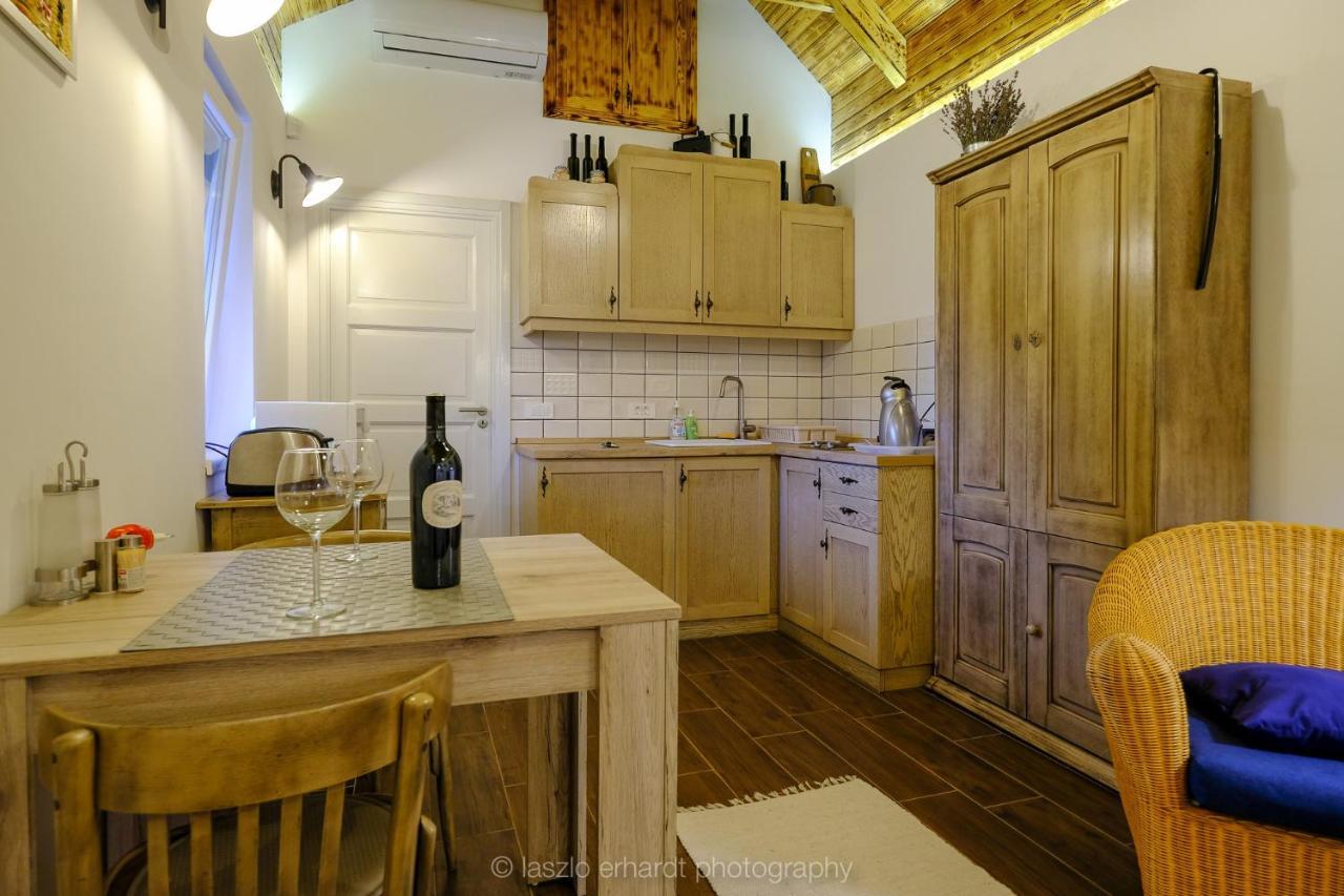 Ciprus Porta Apartmanok Balatonkenese Extérieur photo